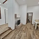 Daisy Apartment